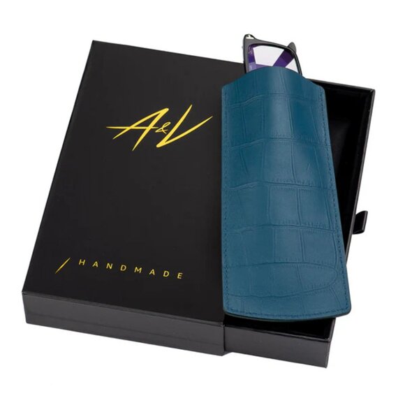 Authentic Calfskin Alligator‑Texture Glasses Pouch Cadet Blue - Picture 2 of 3